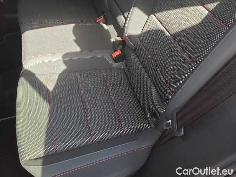  Volkswagen  T-ROC  (2017-)  2.0TDI 110 Sport #6