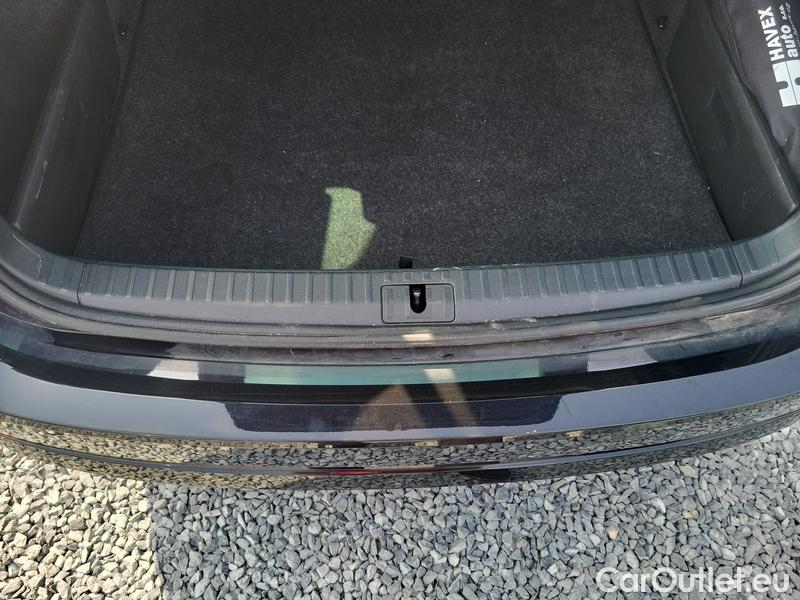  Skoda  Octavia  Combi (NX3)(2020) Oct.Combi 2.0TDI 110 Style AT #9