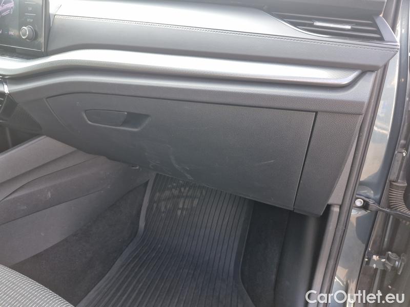  Skoda  Octavia  Combi (NX3)(2020) Oct.Combi 2.0TDI 110 Ambit. AT #18
