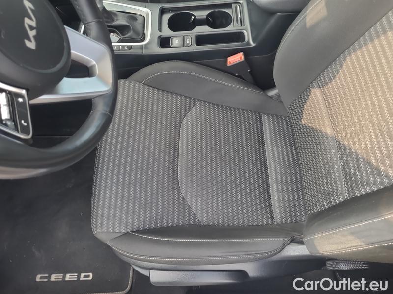  KIA  Cee'd Ceed Sportswagon (2018->) Ceed SW 1.5 T-GDI 118 Top AT #5