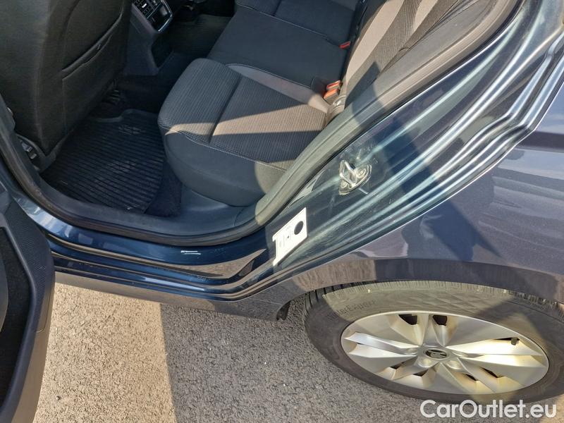  Skoda  Octavia  Combi (NX3)(2020) Oct.Combi 2.0TDI 110 Ambit. AT #26