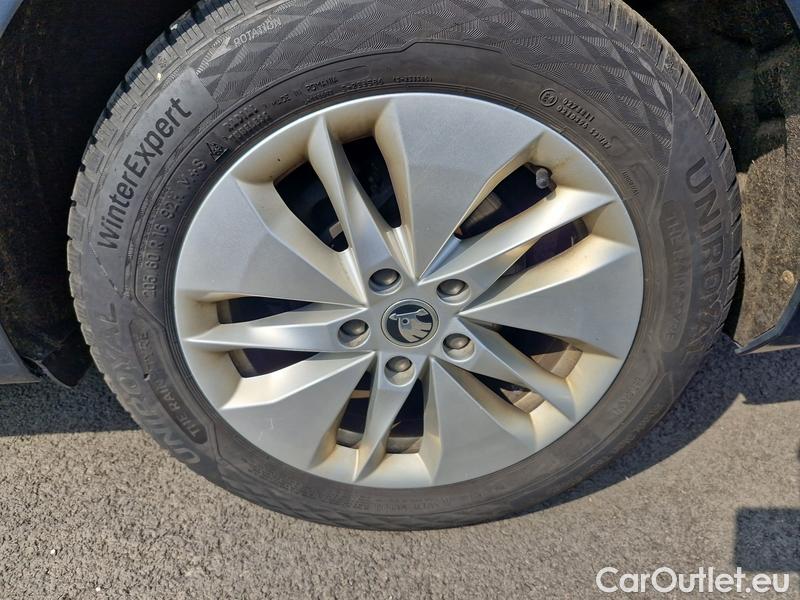 Skoda  Octavia  Combi (NX3)(2020) Oct.Combi 2.0TDI 110 Ambit. AT #25