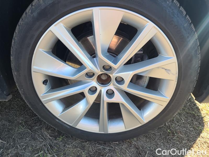  Skoda  Octavia  Combi (NX3)(2020) Oct.C. 2.0TDI 147 Scout 4x4 AT #31