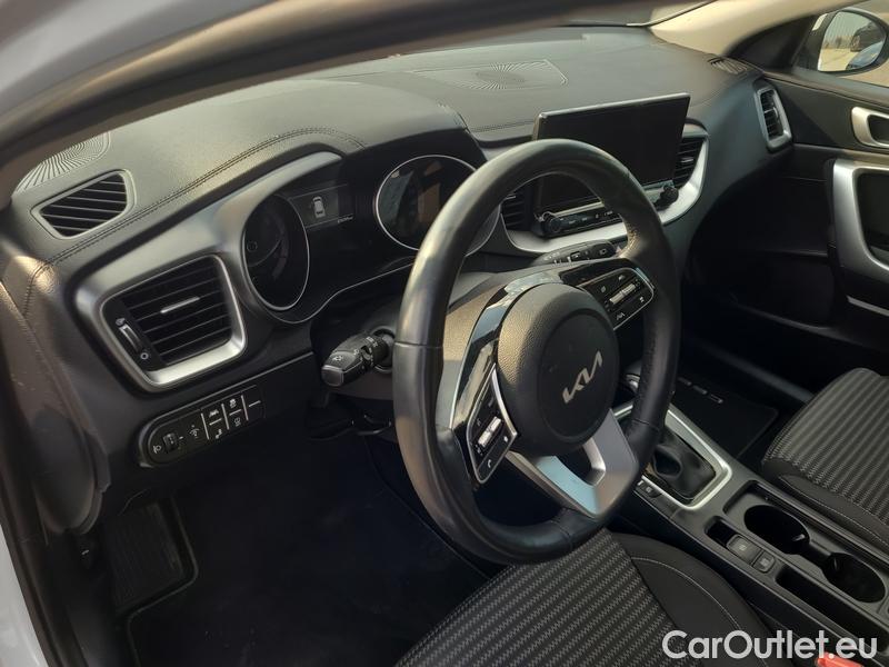  KIA  Cee'd Ceed Sportswagon (2018->) Ceed SW 1.5 T-GDI 118 Top AT #4