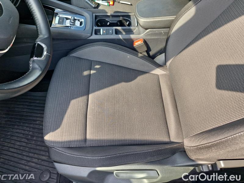  Skoda  Octavia  Combi (NX3)(2020) Oct.Combi 2.0TDI 110 Ambit. AT #8