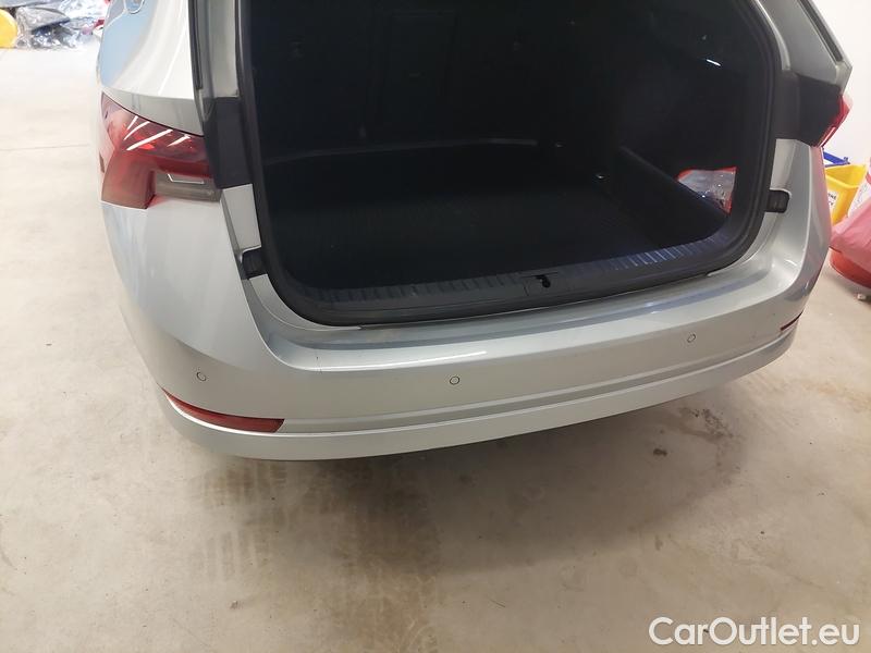  Skoda  Octavia  Combi (NX3)(2020) Oct.Combi 1.5TSI 110 Style #12