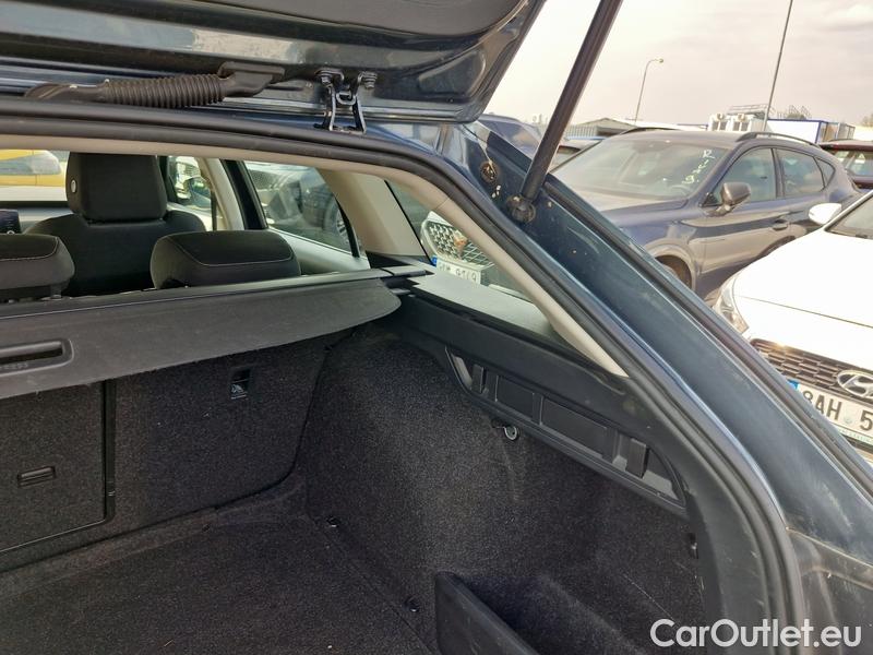 Skoda  Octavia  Combi (NX3)(2020) Oct.Combi 2.0TDI 110 Ambit. AT #29