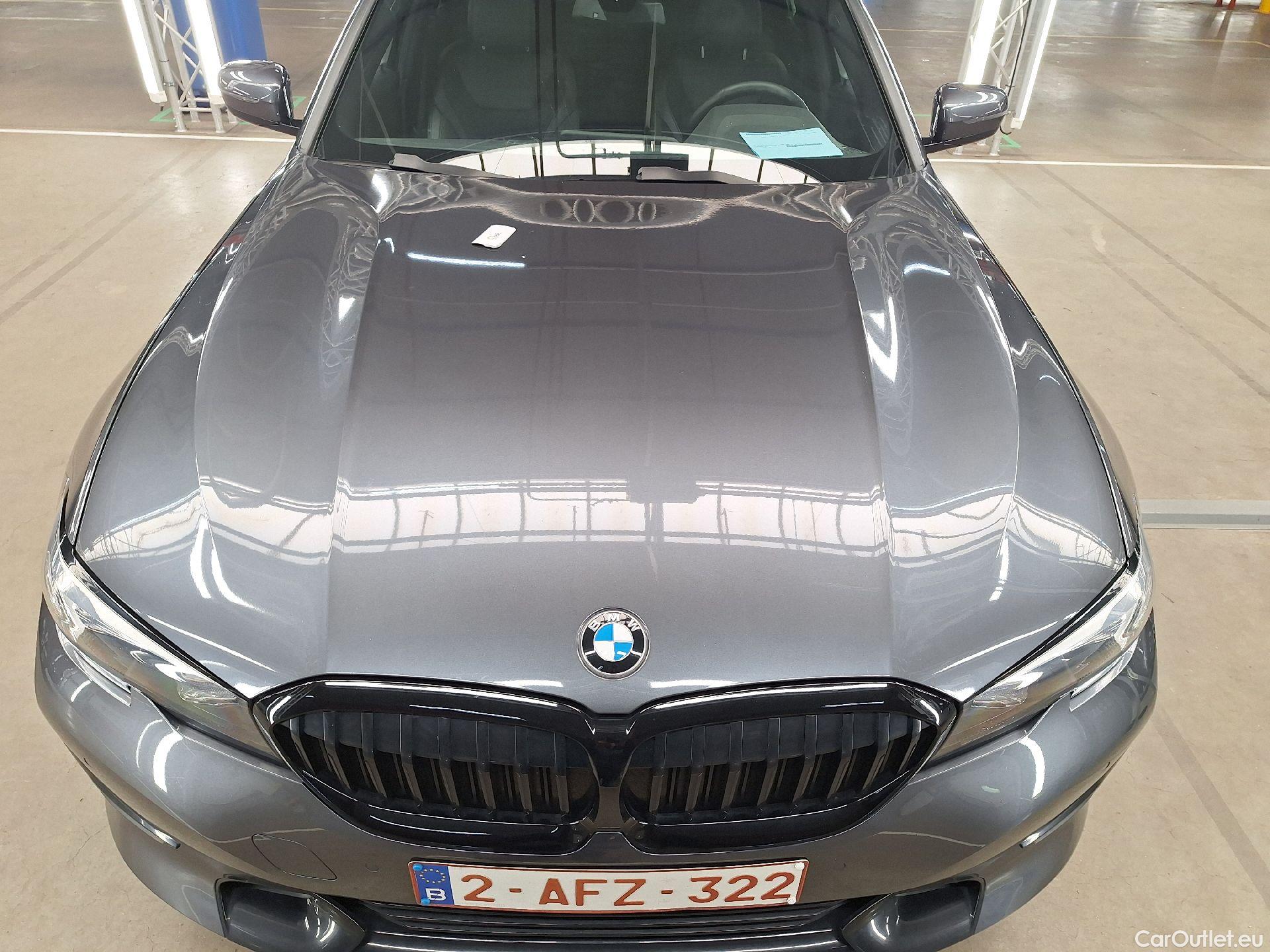  Bmw  Serie 3 BMW, 3-serie Touring '18, BMW 3 Reeks Touring 318dA (110 kW) 5d #1