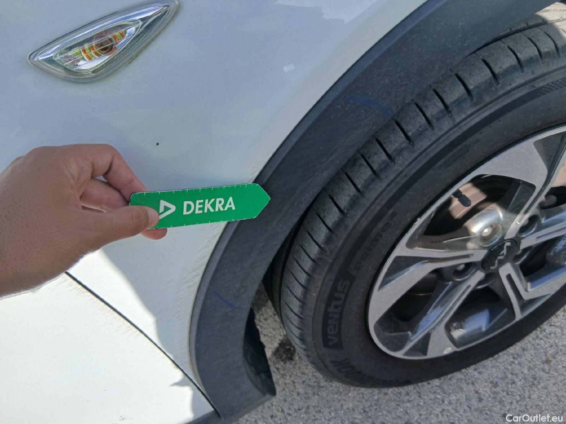  KIA  XCeed KIA  / 2019 / 5P / todoterreno 1.0 T-GDi Drive 88kW (120CV) #28