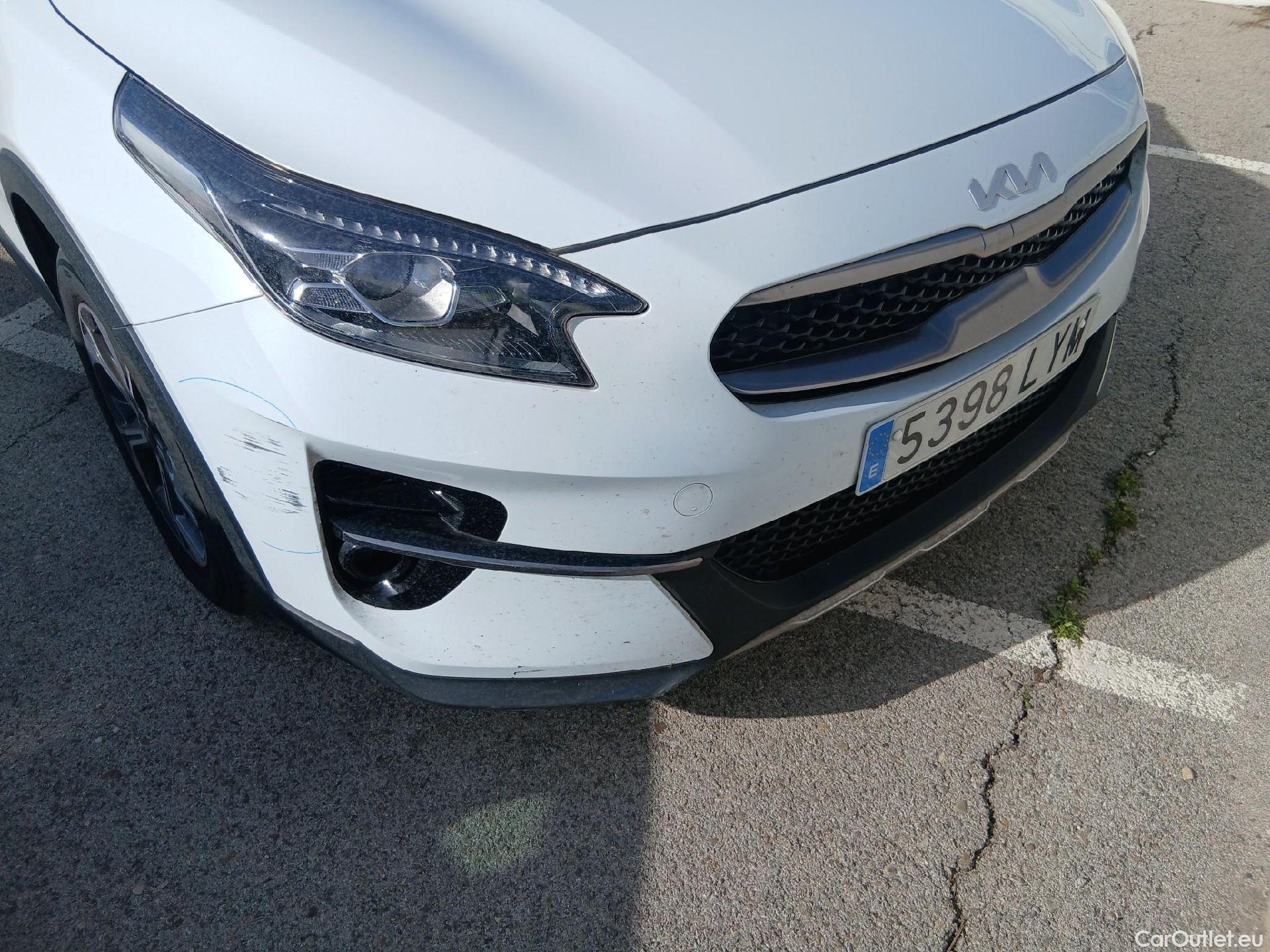  KIA  XCeed KIA  / 2019 / 5P / todoterreno 1.0 T-GDi Drive 88kW (120CV) #4