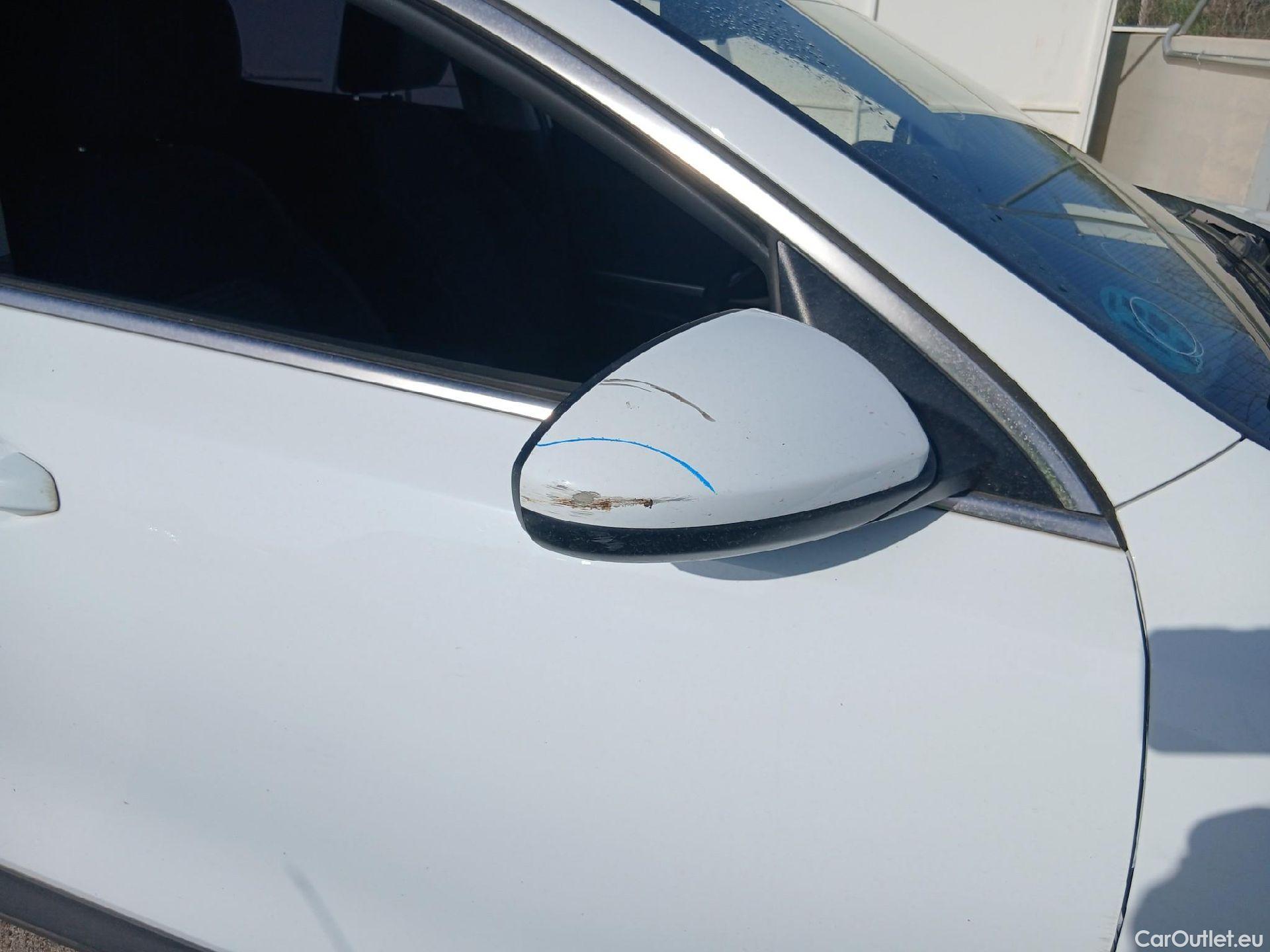  KIA  XCeed KIA  / 2019 / 5P / todoterreno 1.0 T-GDi Drive 88kW (120CV) #36