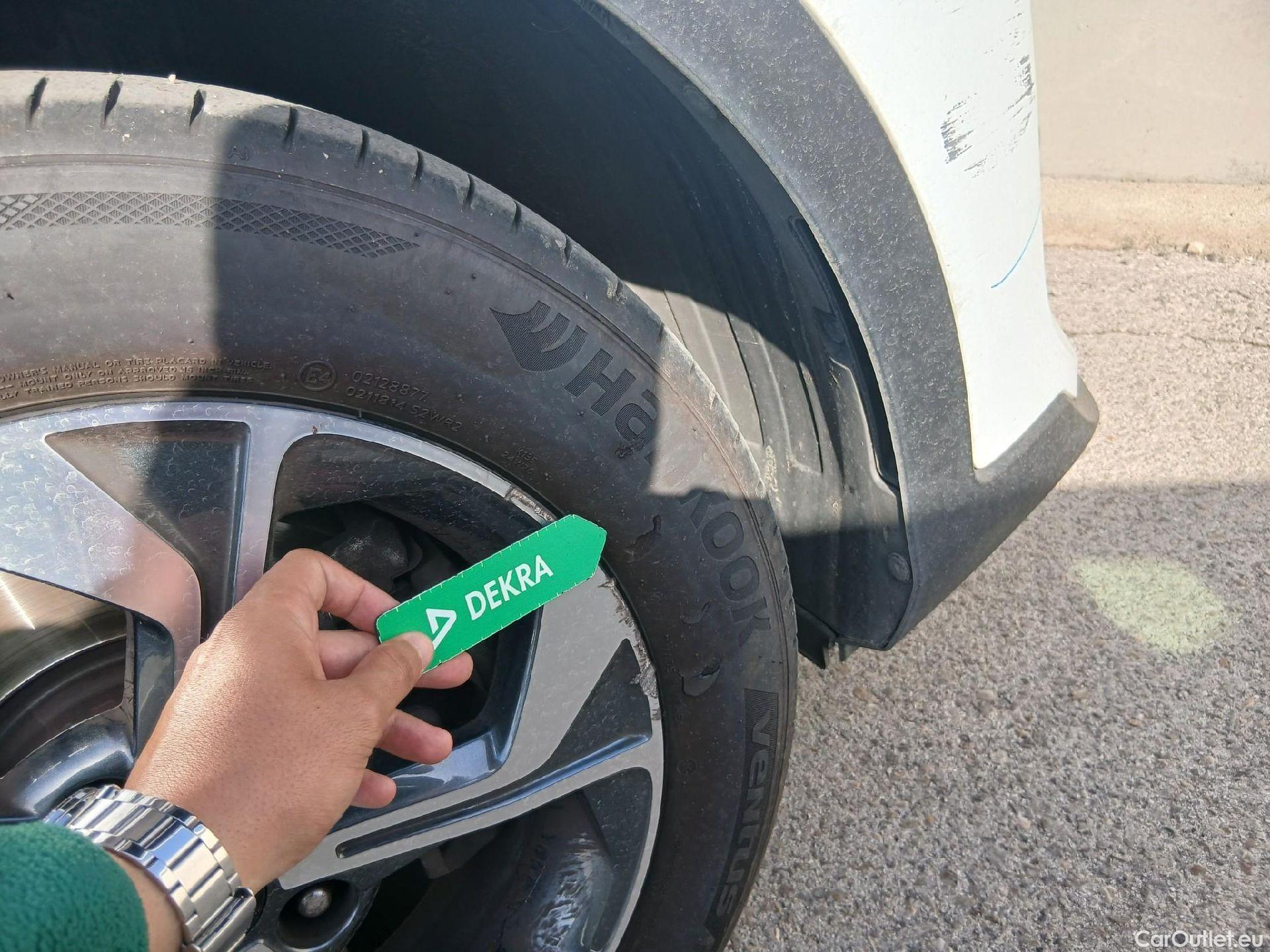  KIA  XCeed KIA  / 2019 / 5P / todoterreno 1.0 T-GDi Drive 88kW (120CV) #32