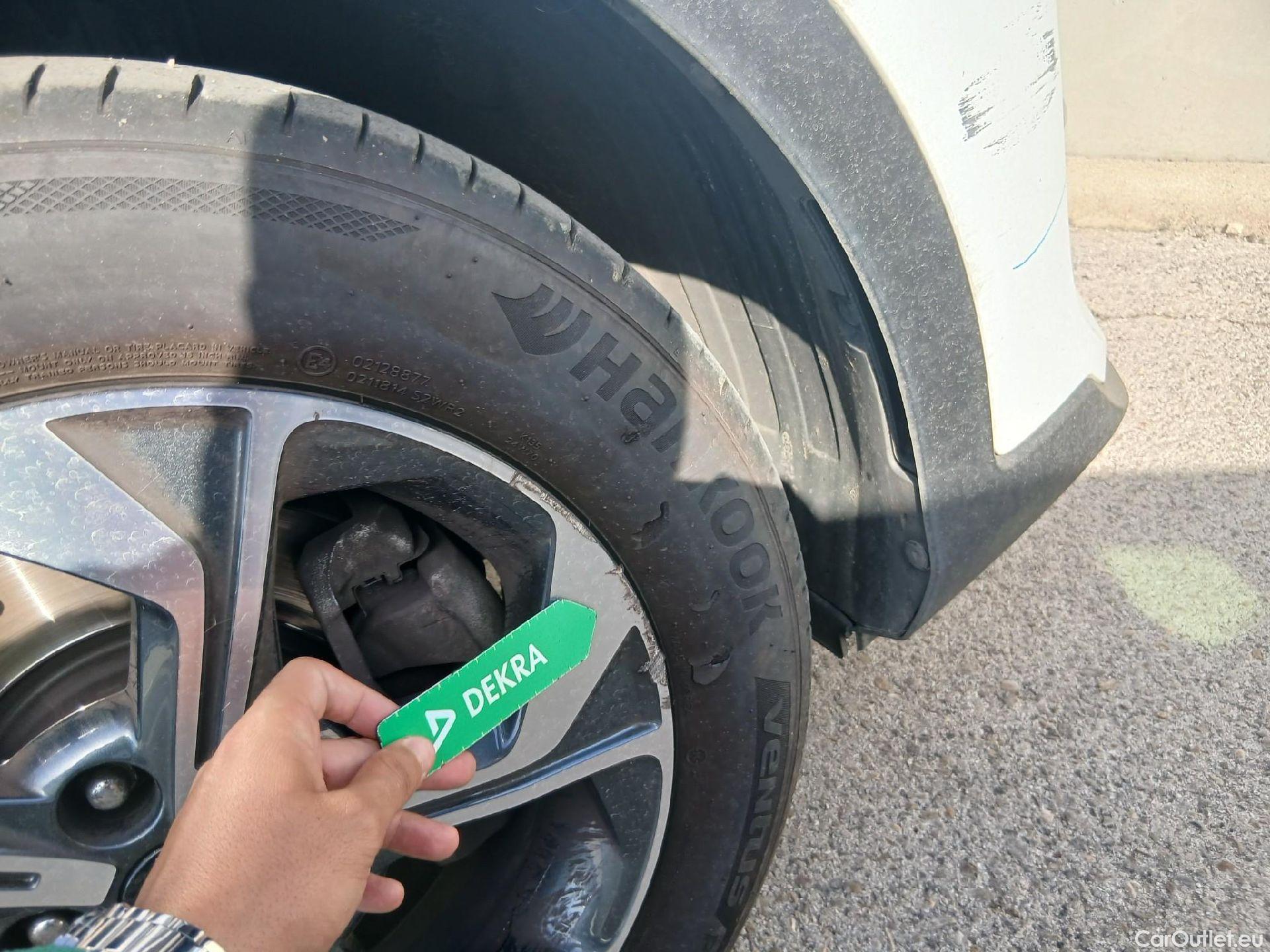  KIA  XCeed KIA  / 2019 / 5P / todoterreno 1.0 T-GDi Drive 88kW (120CV) #30