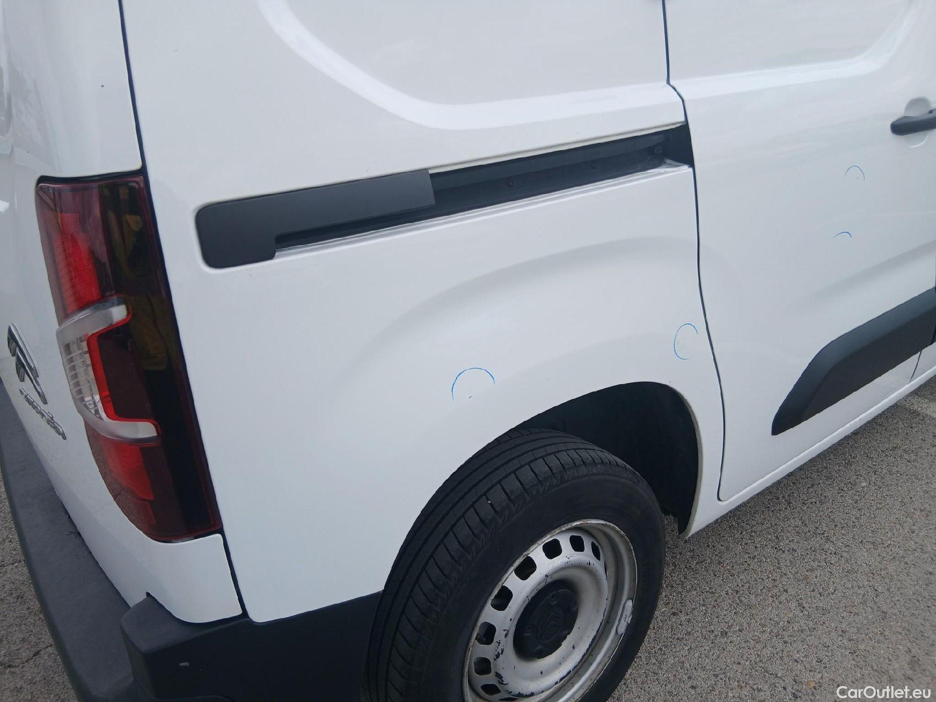  Citroen  Berlingo CITROEN  / 2018 / 3P / furgón derivado de turismo Talla M BlueHDi 100 CONTROL (AC2) #18