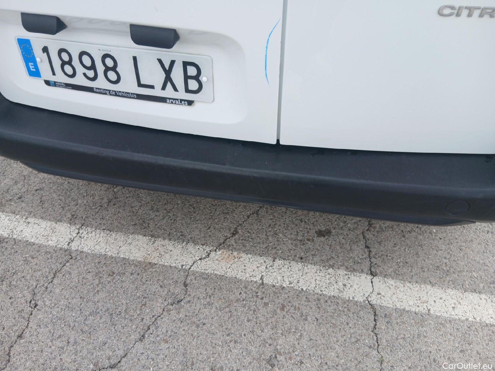  Citroen  Berlingo CITROEN  / 2018 / 3P / furgón derivado de turismo Talla M BlueHDi 100 CONTROL (AC2) #11
