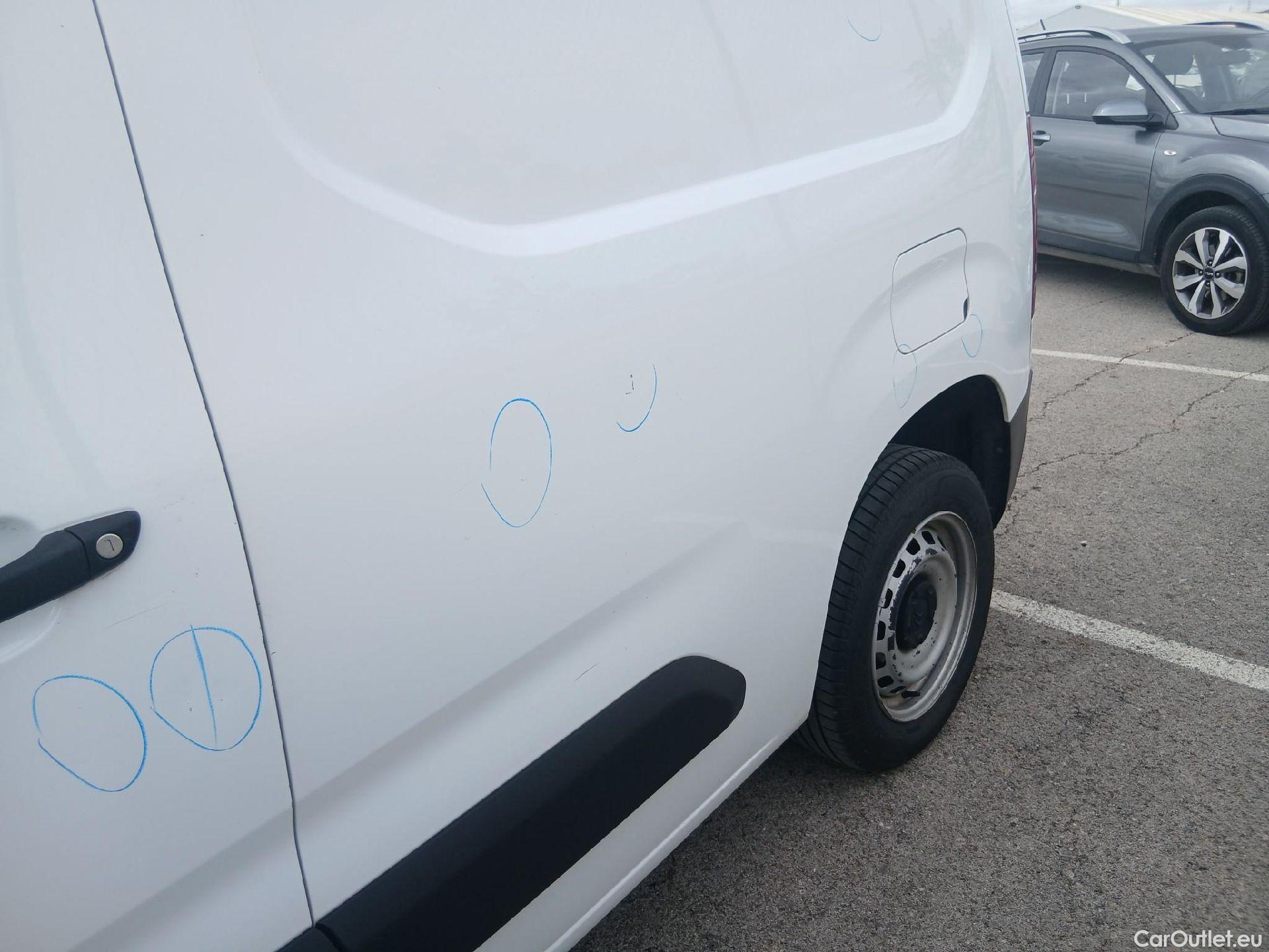  Citroen  Berlingo CITROEN  / 2018 / 3P / furgón derivado de turismo Talla M BlueHDi 100 CONTROL (AC2) #7