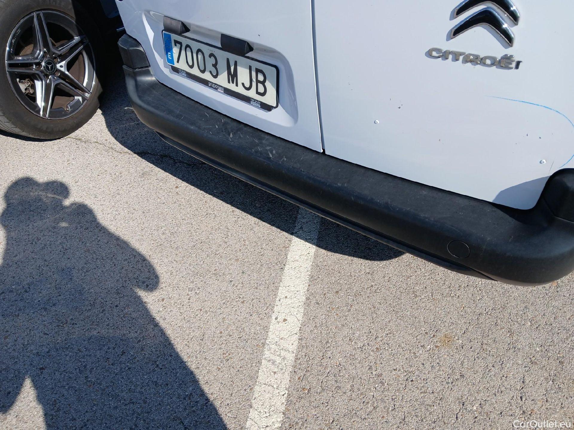  Citroen  Berlingo CITROEN  / 2018 / 4P / furgón derivado de turismo Talla M BlueHDi 100 #16