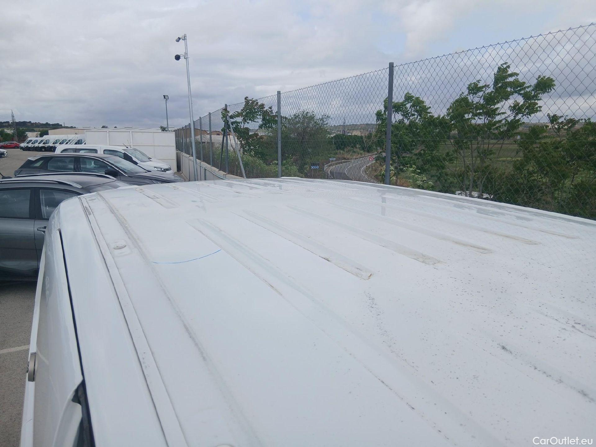  Citroen  Berlingo CITROEN  / 2018 / 3P / furgón derivado de turismo Talla M BlueHDi 100 CONTROL (AC2) #27