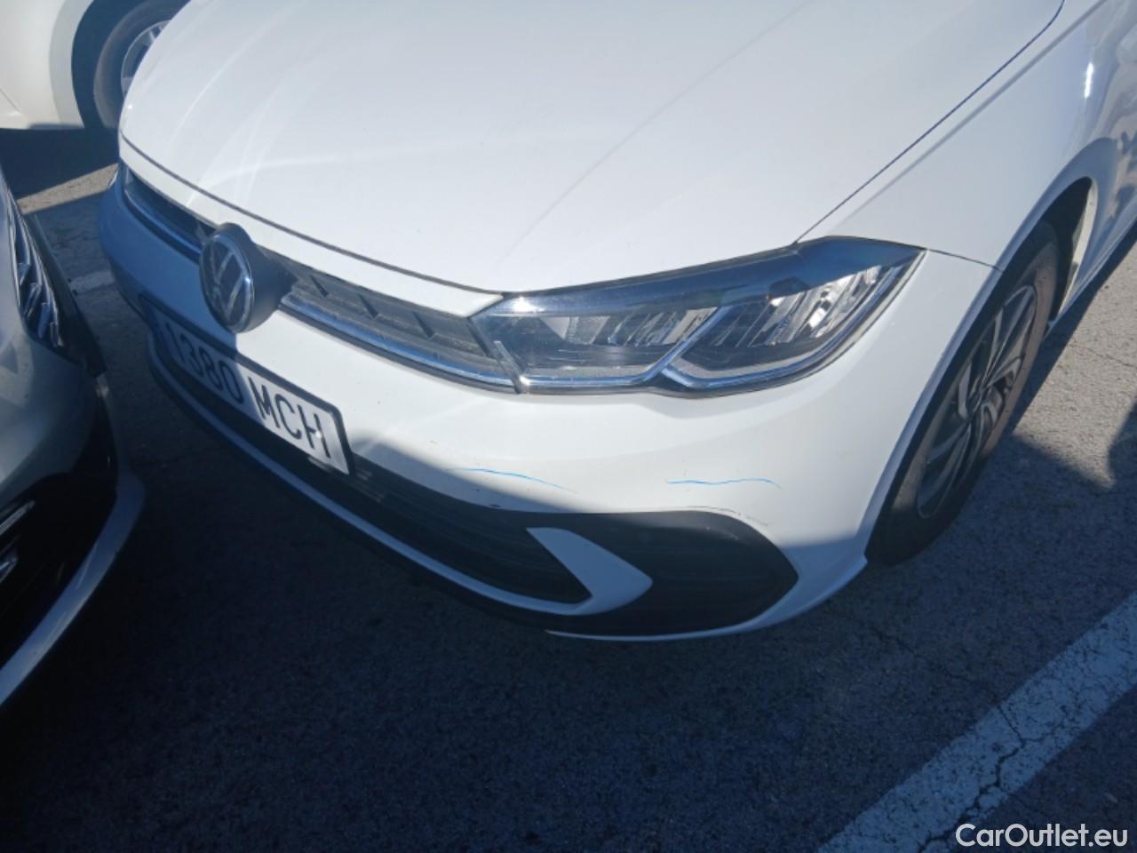  Volkswagen  Polo VOLKSWAGEN  / 2021 / 5P / berlina con portón Life 1.0 TSI 70kW (95CV) #4