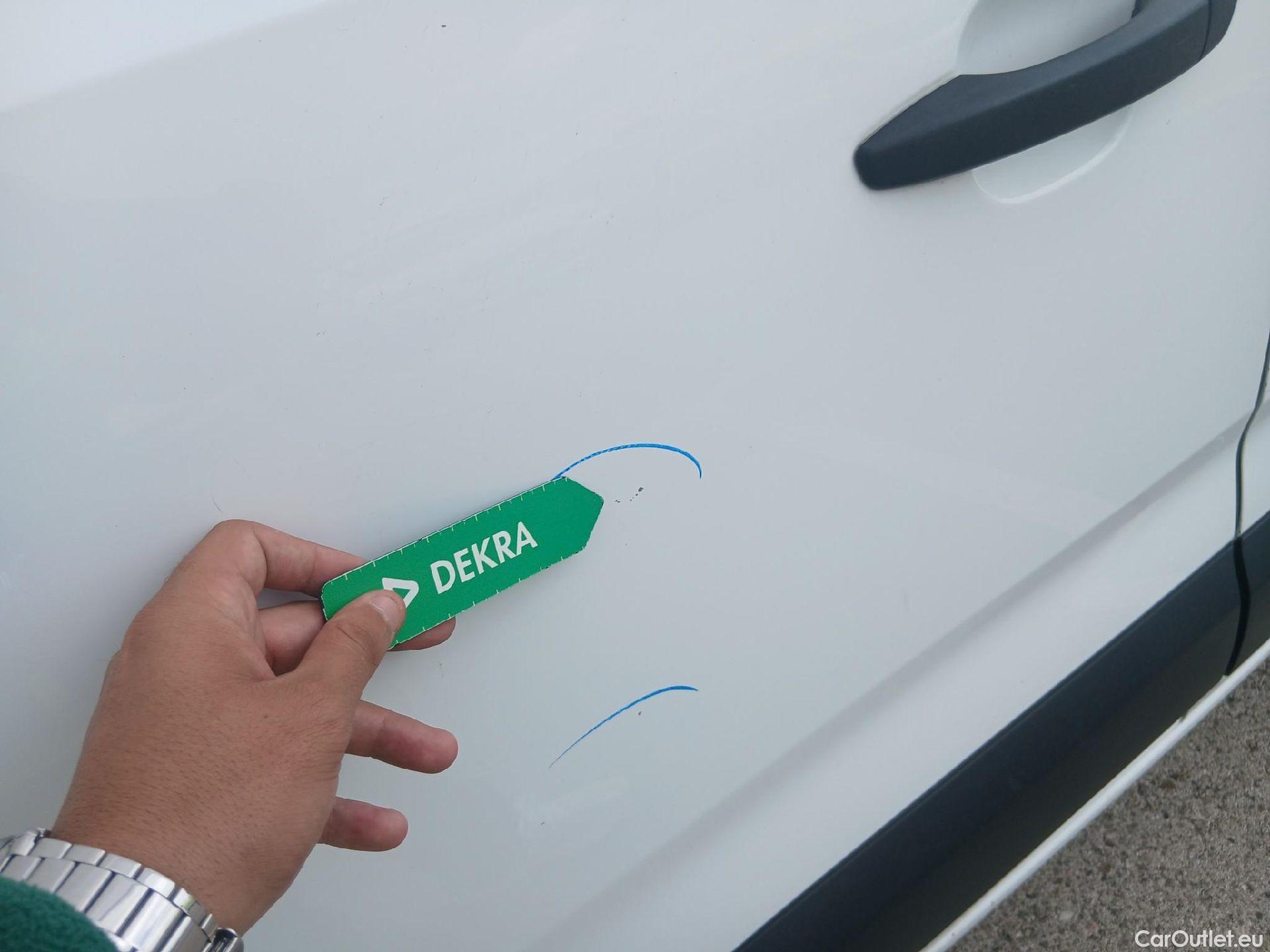  Citroen  Berlingo CITROEN  / 2018 / 3P / furgón derivado de turismo Talla M BlueHDi 100 CONTROL (AC2) #19