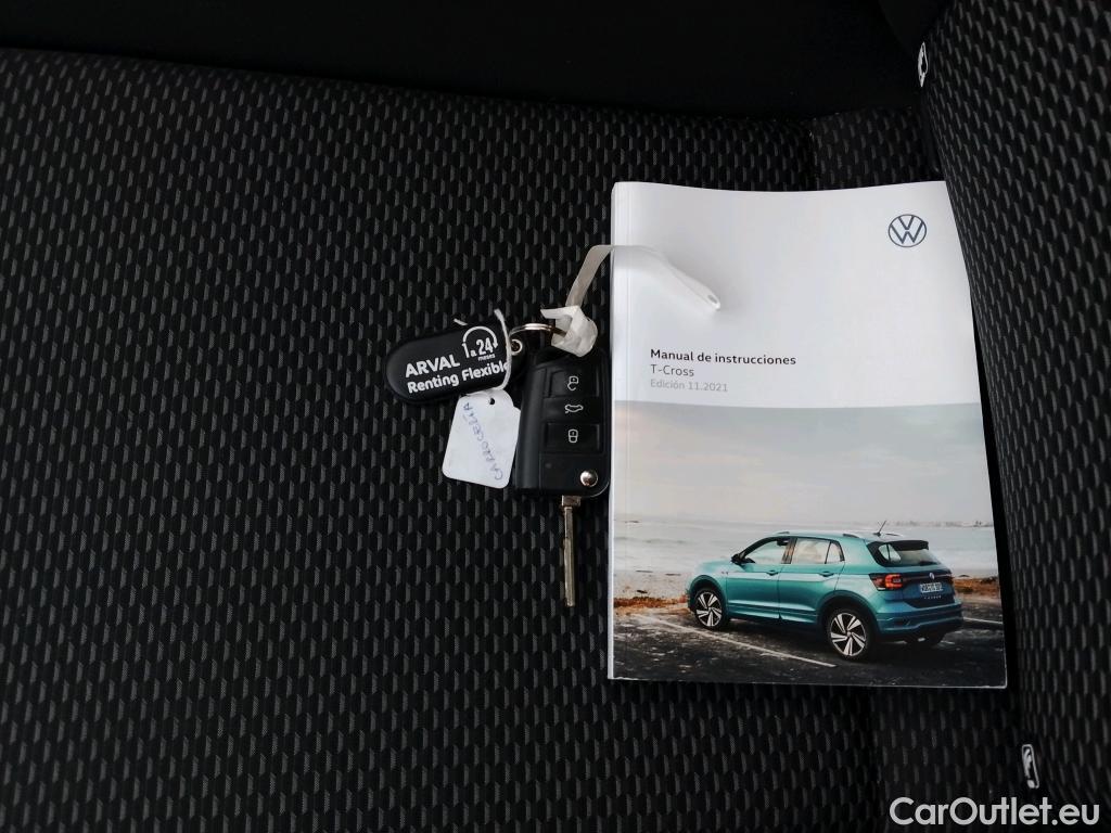  Volkswagen  T-CROSS VOLKSWAGEN  / 2018 / 5P / todoterreno Edition 1.0 TSI 70kW (95CV) #5