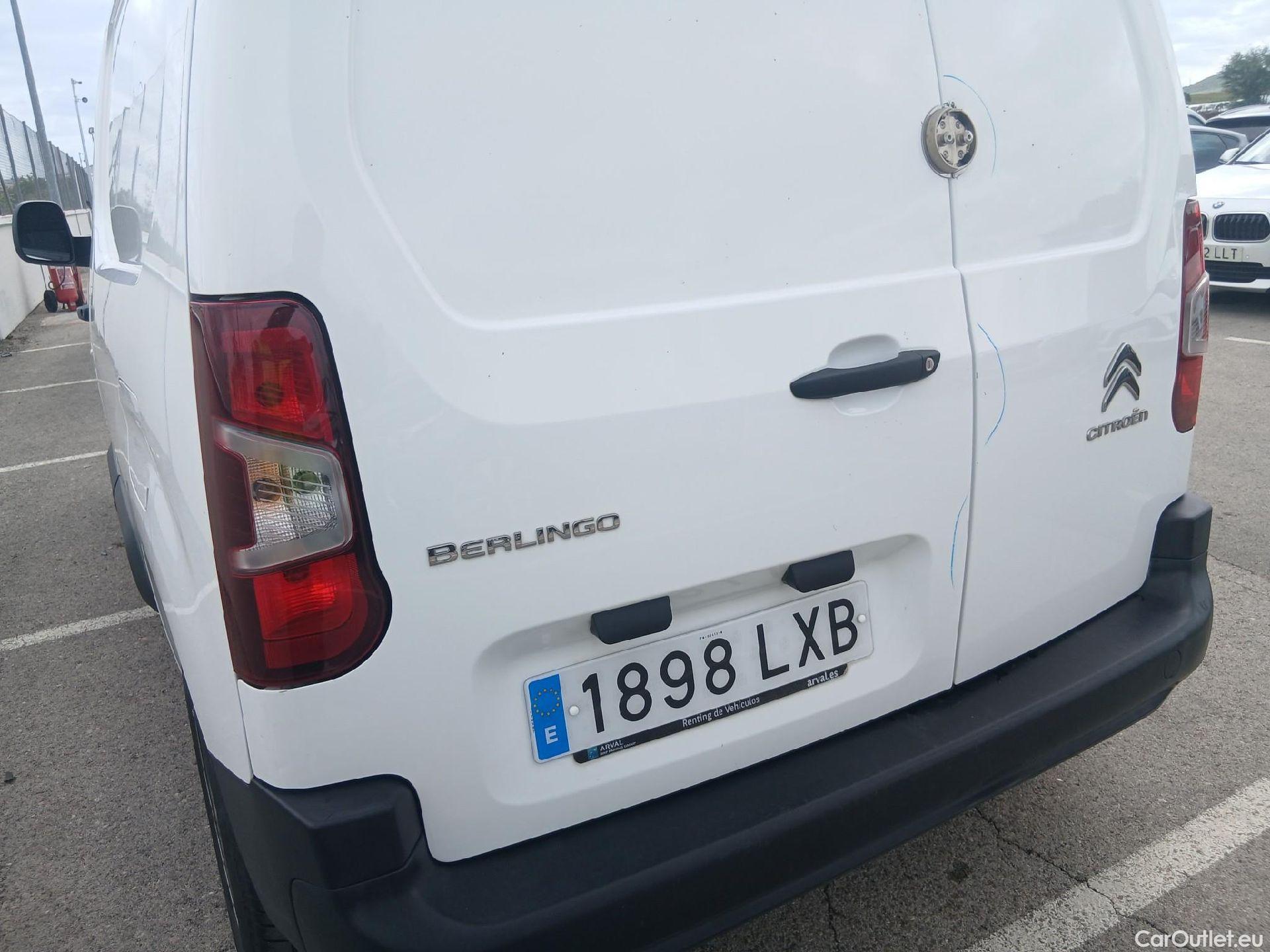  Citroen  Berlingo CITROEN  / 2018 / 3P / furgón derivado de turismo Talla M BlueHDi 100 CONTROL (AC2) #15