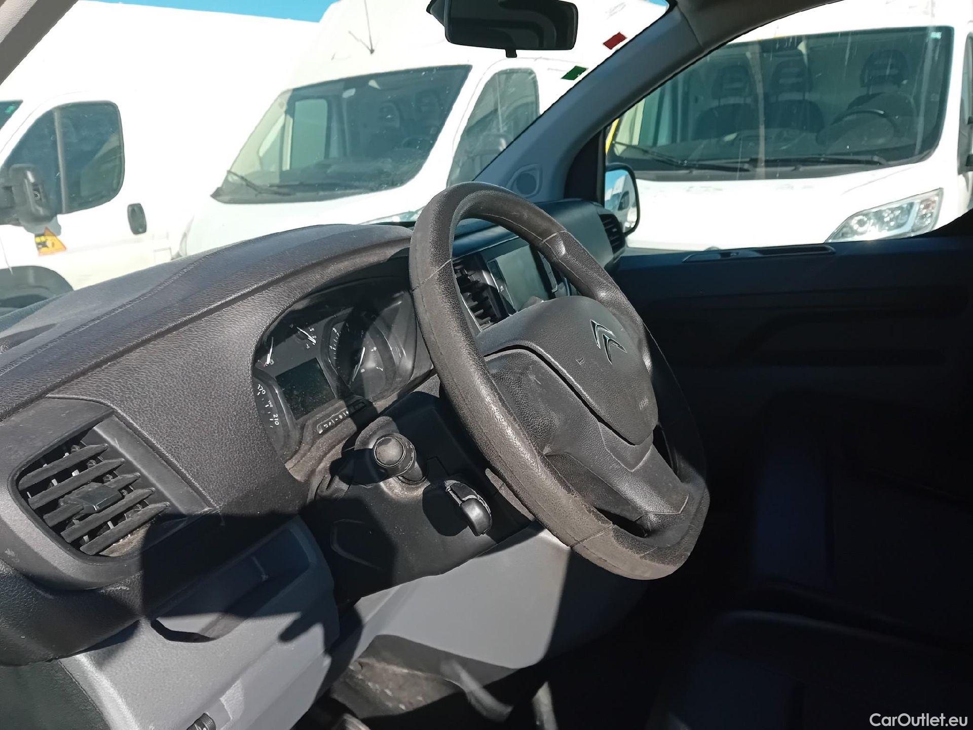  Citroen  Jumpy CITROEN  / 2016 / 4P / furgón Talla XL BlueHDi 120 S&S 6v Club #6