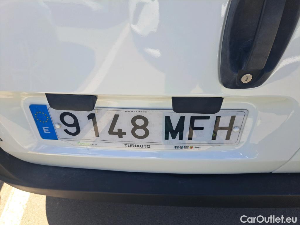  Fiat  Fiorino FIAT  / 2016 / 4P / furgón derivado de turismo Cargo SX N1 1.3 MJet 70 kW (95 CV) #51
