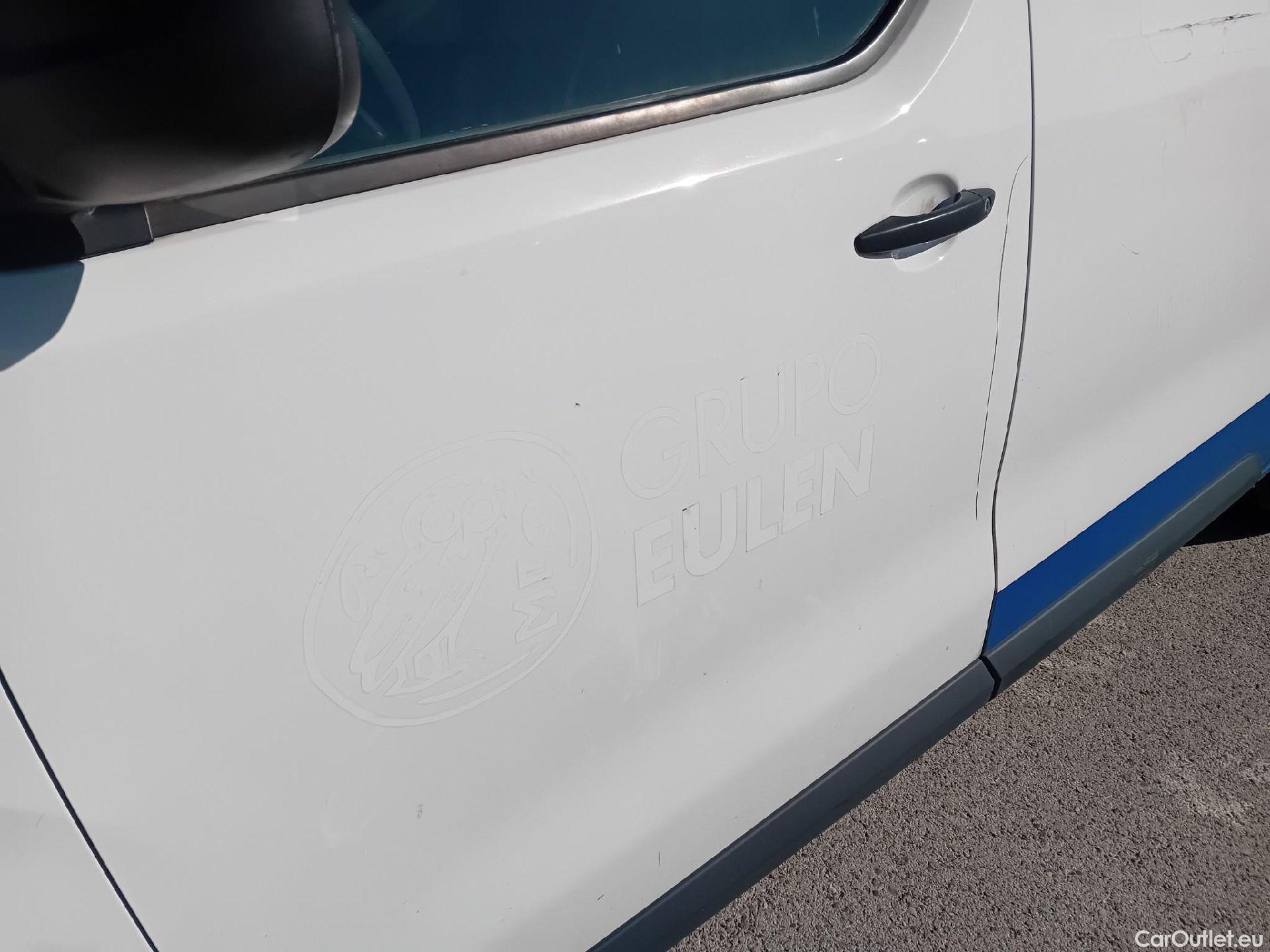  Citroen  Jumpy CITROEN  / 2016 / 4P / furgón Talla XL BlueHDi 120 S&S 6v Club #14