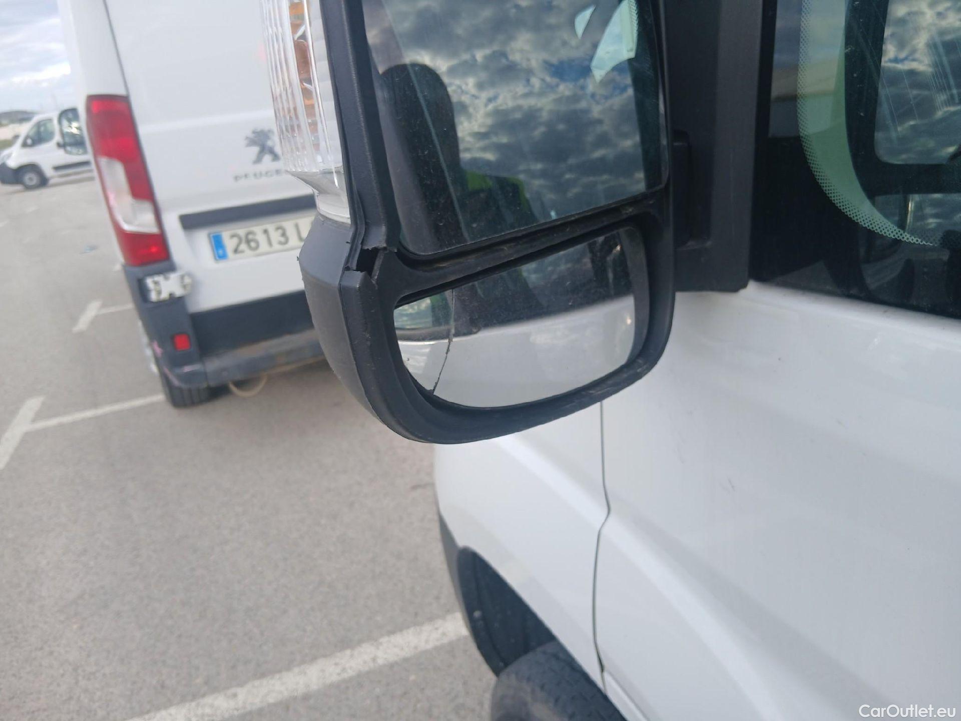  Citroen  Jumper CITROEN  / 2014 / 4P / furgón BlueHDi 103KW (140CV) Furgón 35L2H2 #10