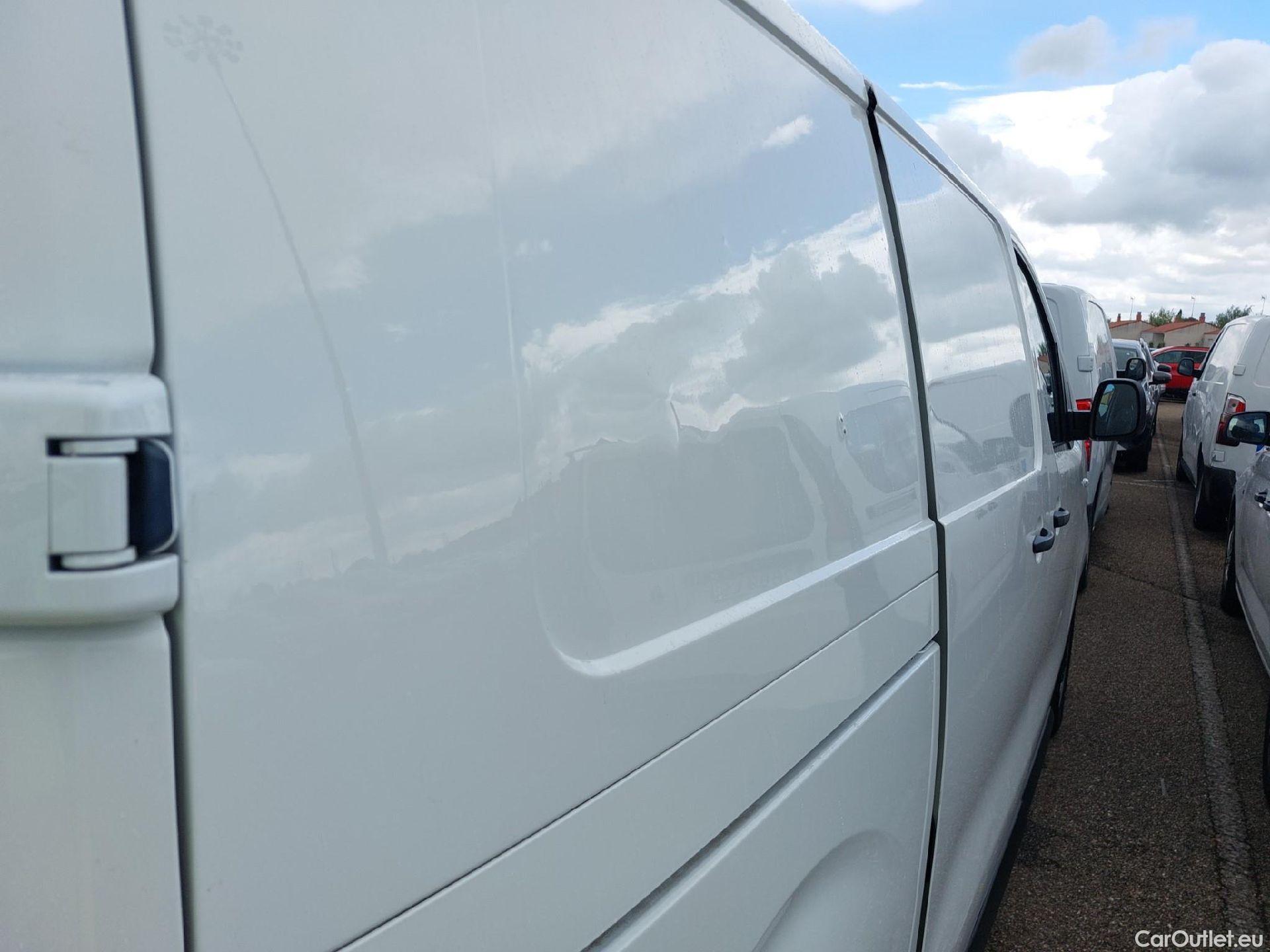  Opel  Vivaro OPEL  / 2019 / 4P / furgón 1.5 Diésel 74kW (100CV) M Std Express #14