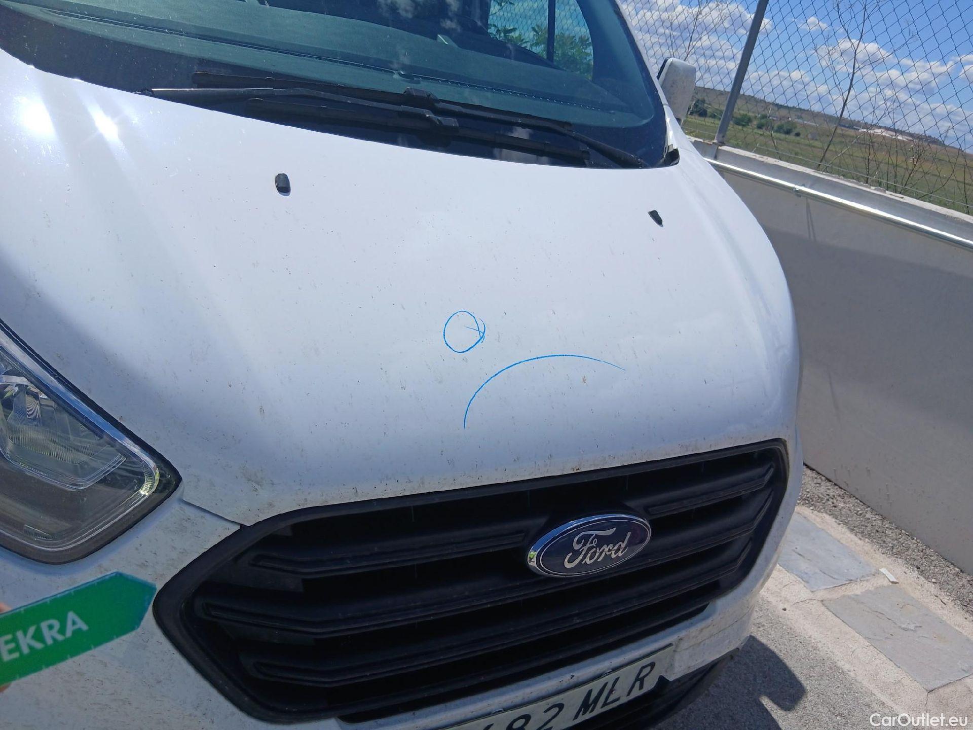  Ford  Transit  Custom Combi / Tourneo Custom 320 L1 Trend 2.0 Ecoblue 150CV MT6 E6d #10