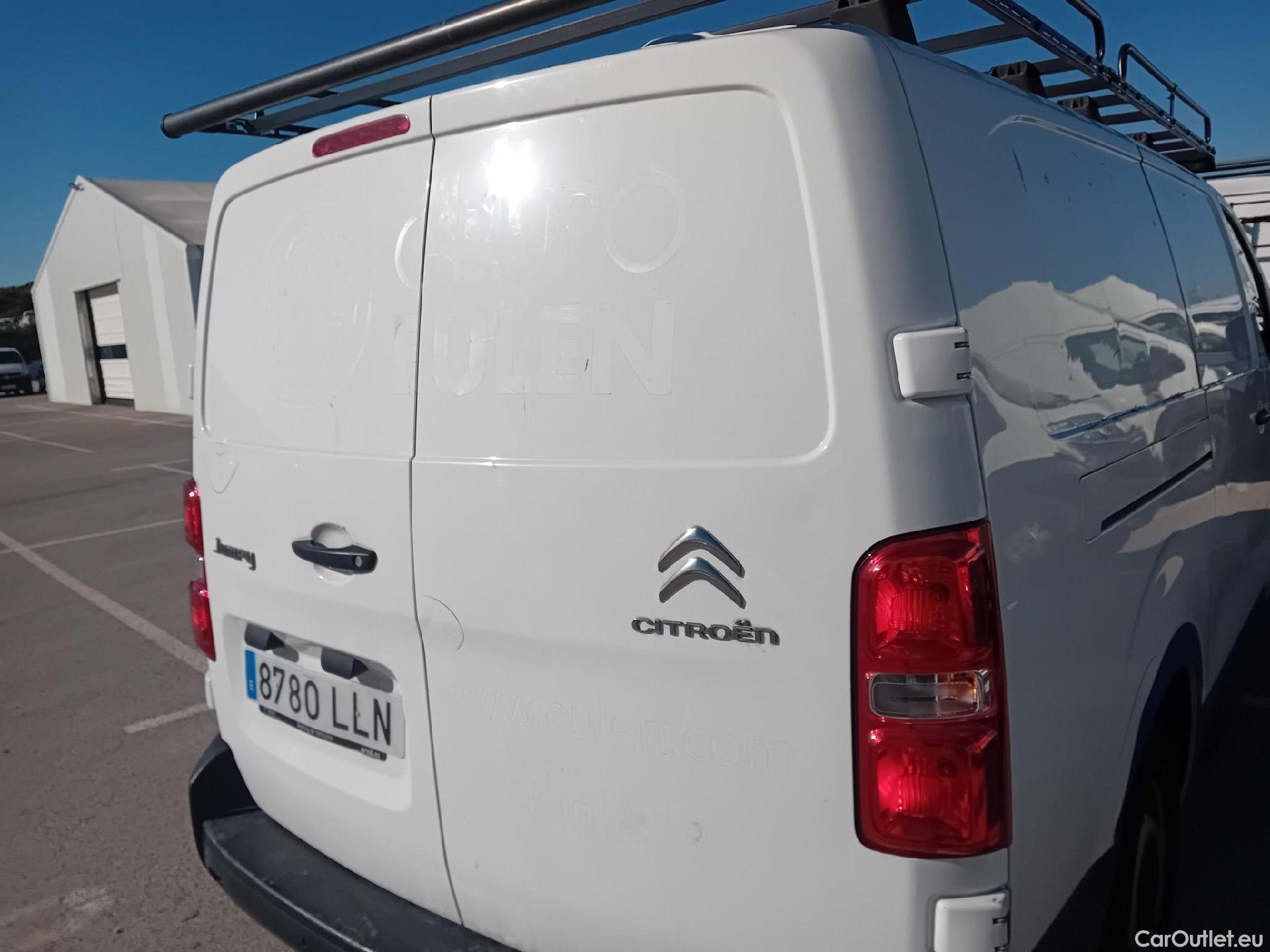  Citroen  Jumpy CITROEN  / 2016 / 4P / furgón Talla XL BlueHDi 120 S&S 6v Club #28