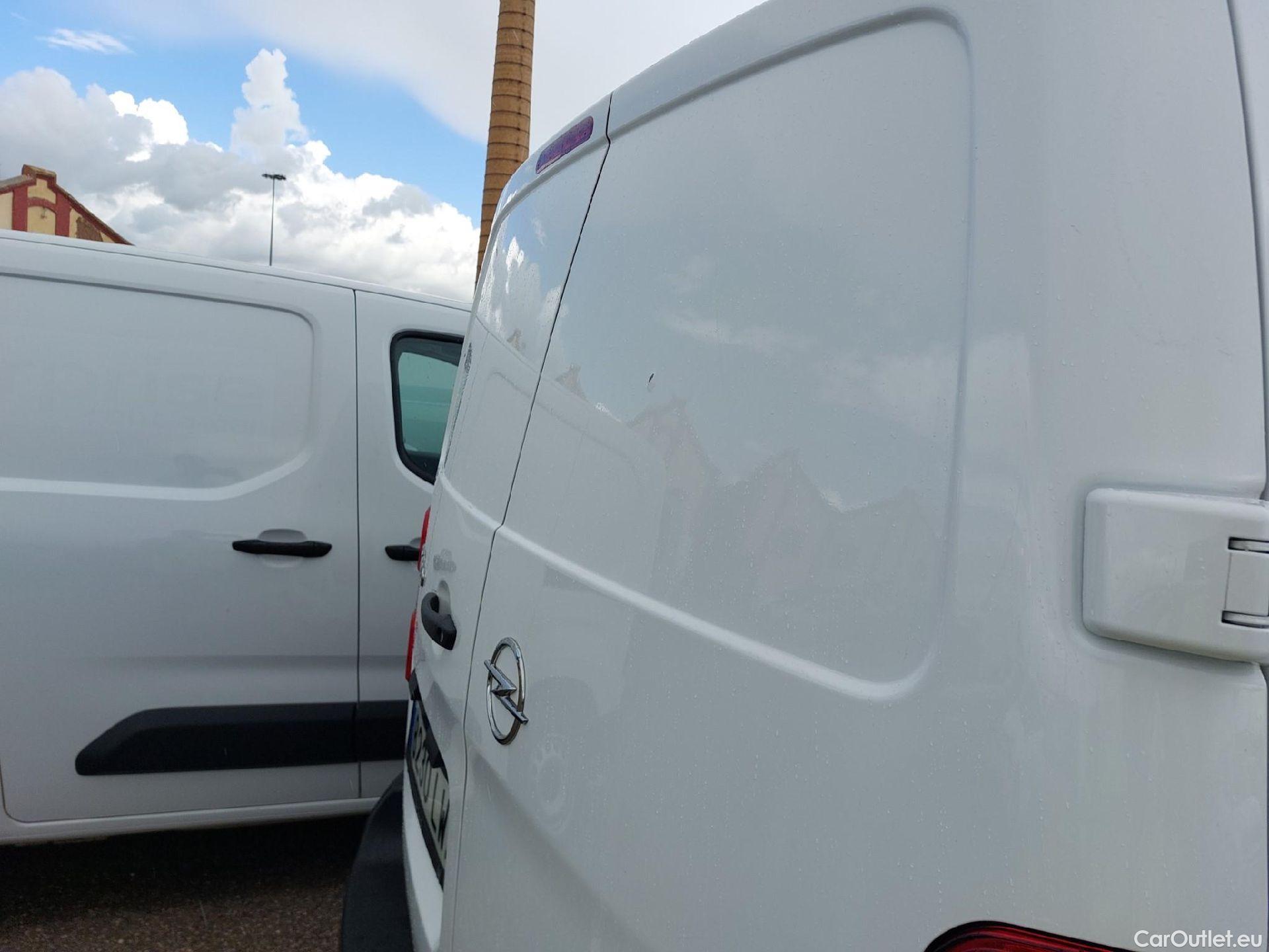  Opel  Vivaro OPEL  / 2019 / 4P / furgón 1.5 Diésel 74kW (100CV) M Std Express #12