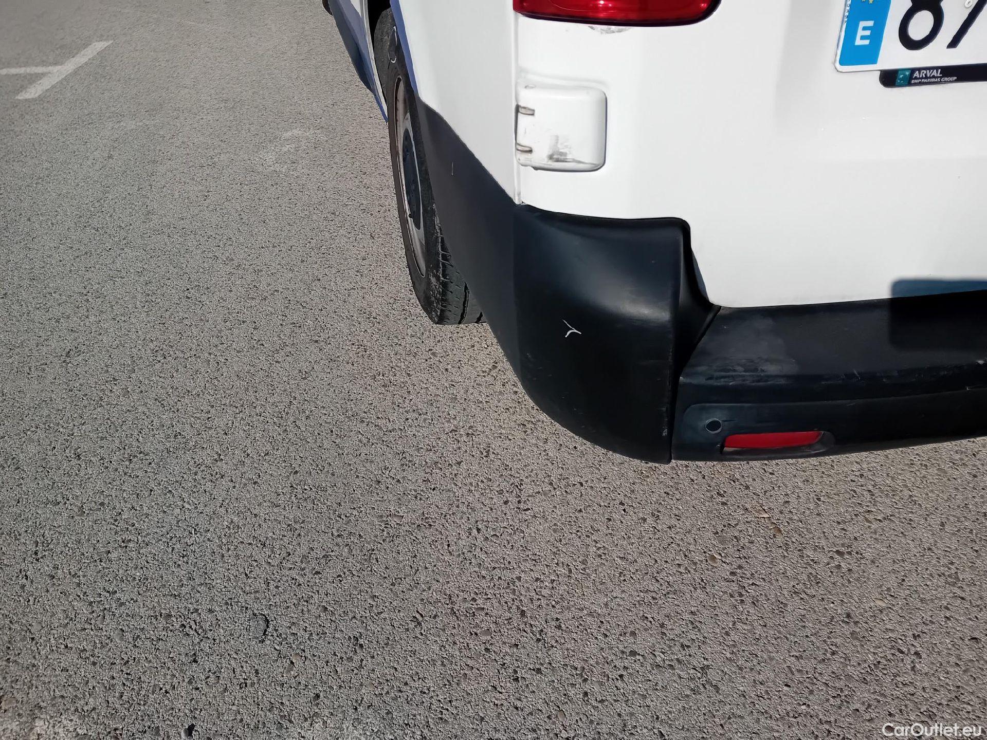  Citroen  Jumpy CITROEN  / 2016 / 4P / furgón Talla XL BlueHDi 120 S&S 6v Club #19