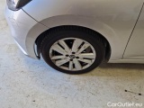  Nissan  Micra NISSAN  / 2016 / 5P / BERLINA IG¿T 100 ACENTA #95