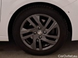  Peugeot  208 PEUGEOT  / 2019 / 5P / BERLINA ACTIVE PACK BLUEHDI 100 S/S #17