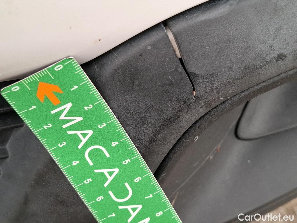  Citroen  C4 Cactus  Feel Nav Société 1.5 BlueHDi 100CV BVM6 E6d #3