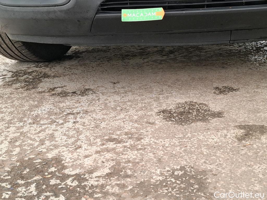  Citroen  C4 Cactus  Feel Nav Société 1.5 BlueHDi 100CV BVM6 E6d #33