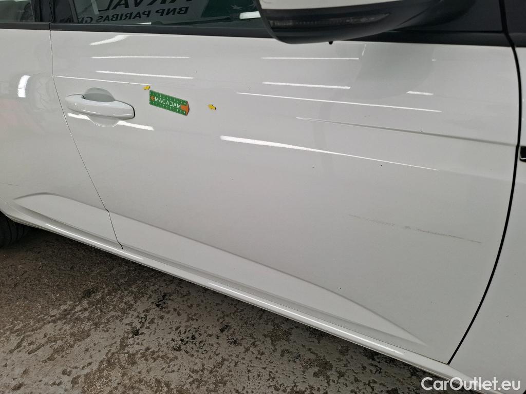  Renault  Megane  IV Berline 5 ptes. Société Air 1.3 TCe 115CV BVM6 E6dT #18