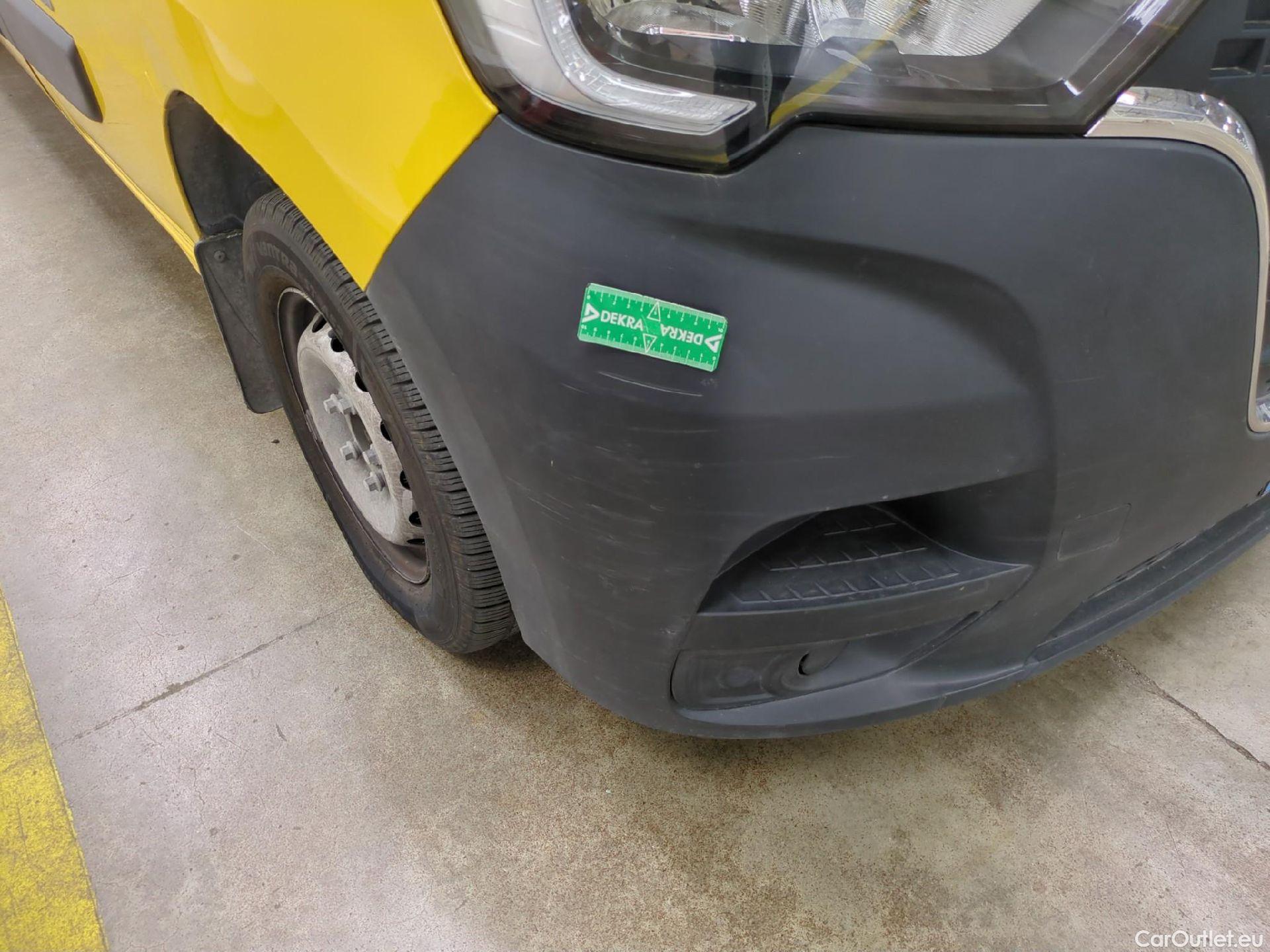  Renault  Master RENAULT  / 2019 / 4P / Fourgon tôlé FG Z.E.Tr CF F3100 L2H2 R75 AI - 19 #35