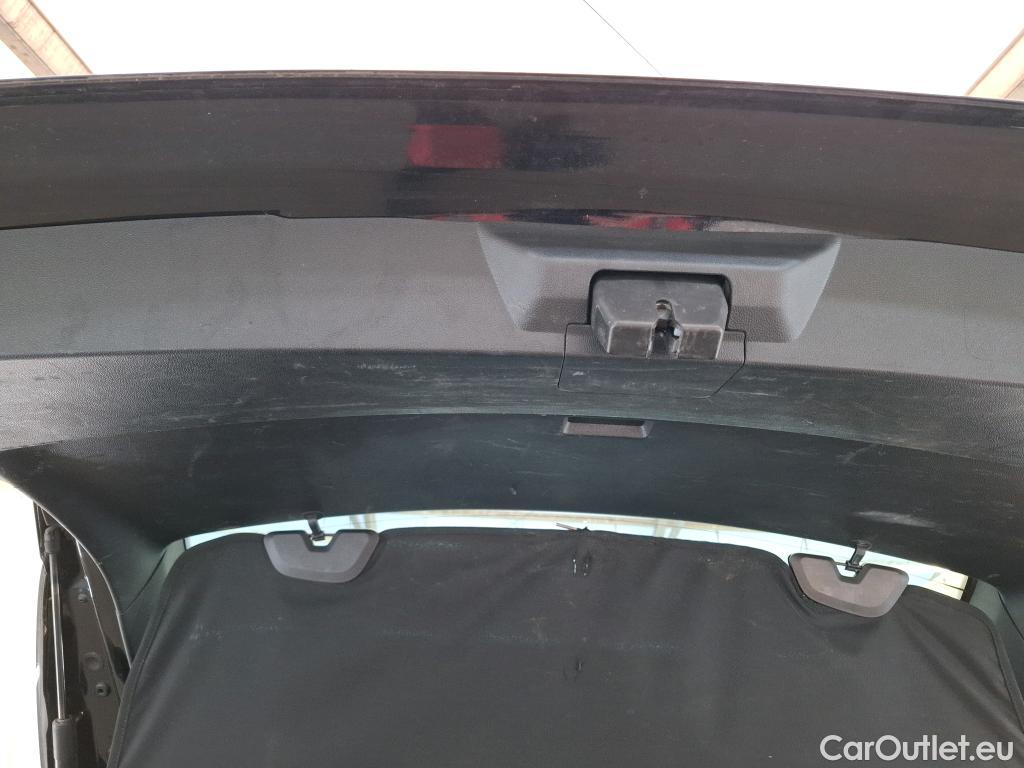  Ford  Kuga FORD  / 2019 / 5P / SUV 2.5 Dur 225 hybrid PHEV Pshift Titanium #34