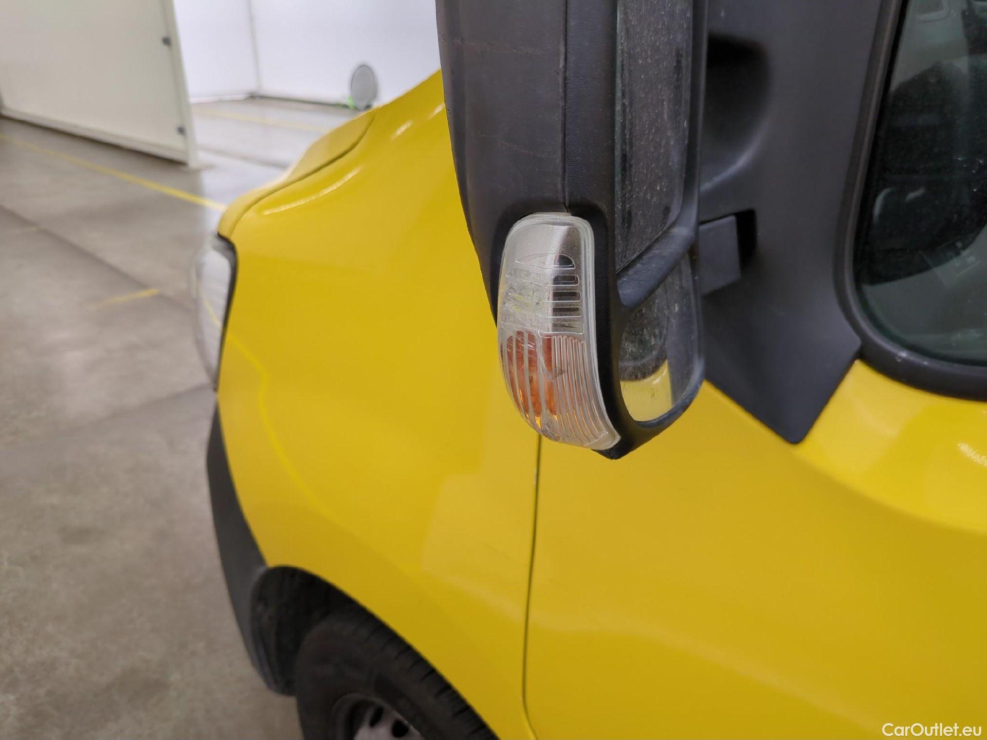  Renault  Master RENAULT  / 2019 / 4P / Fourgon tôlé FG Z.E.Tr CF F3100 L2H2 R75 AI - 19 #14