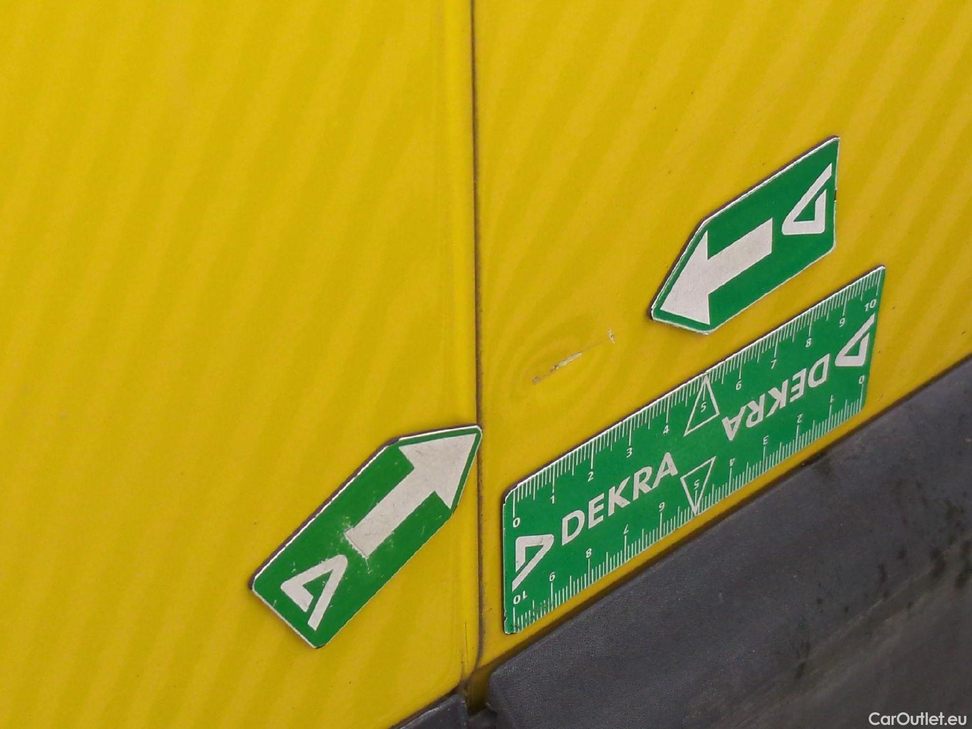  Renault  Master RENAULT  / 2019 / 4P / Fourgon tôlé FG Z.E.Tr CF F3100 L2H2 R75 AI - 19 #23