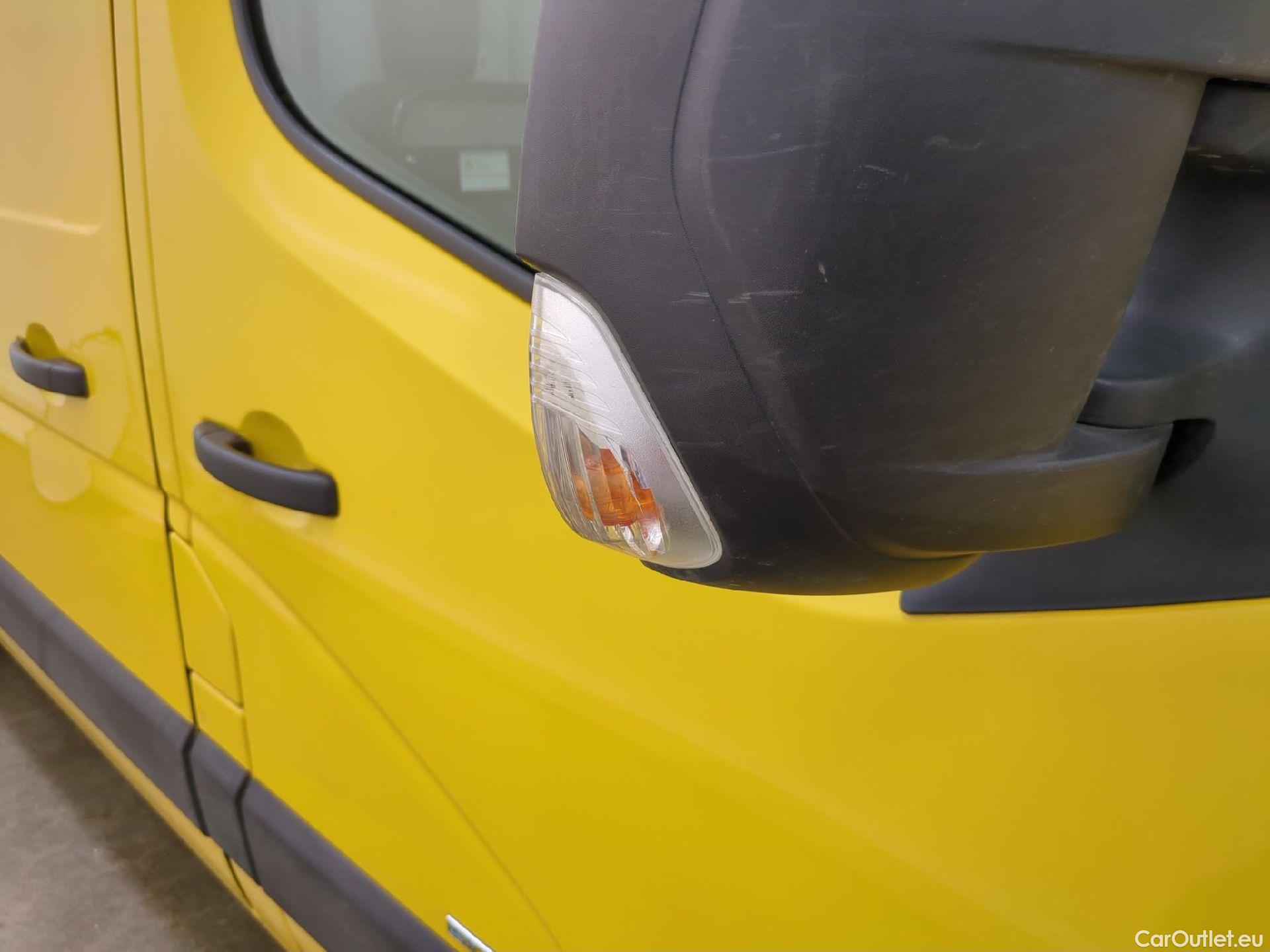  Renault  Master RENAULT  / 2019 / 4P / Fourgon tôlé FG Z.E.Tr CF F3100 L2H2 R75 AI - 19 #16