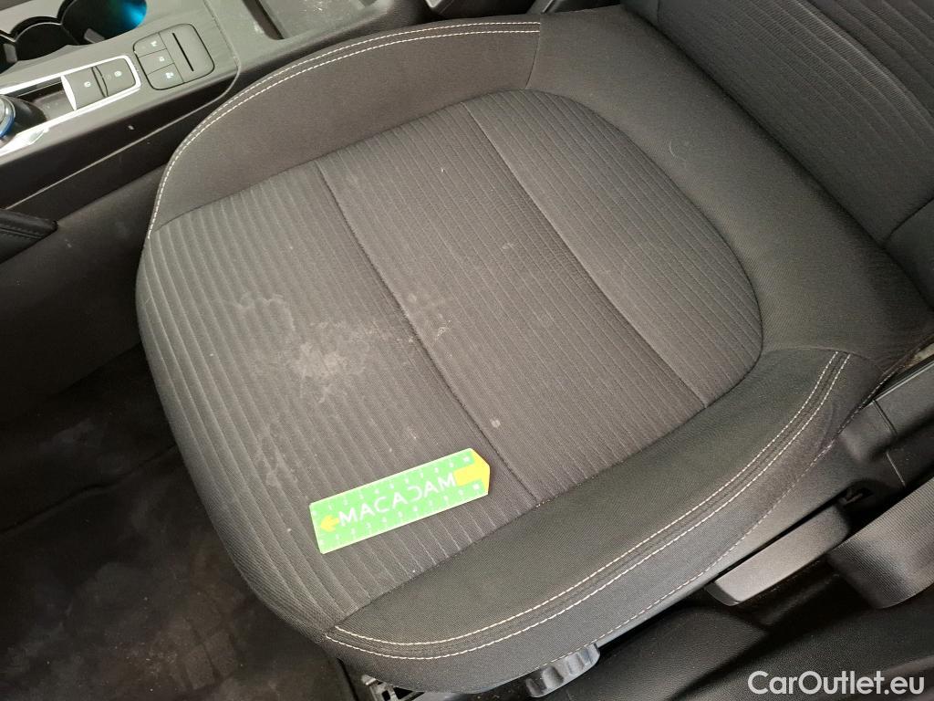  Ford  Kuga FORD  / 2019 / 5P / SUV 2.5 Dur 225 hybrid PHEV Pshift Titanium #45
