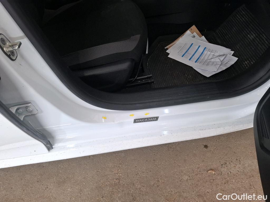  Peugeot  208  Allure Business 1.2 PureTech 100CV BVM6 E6d #5