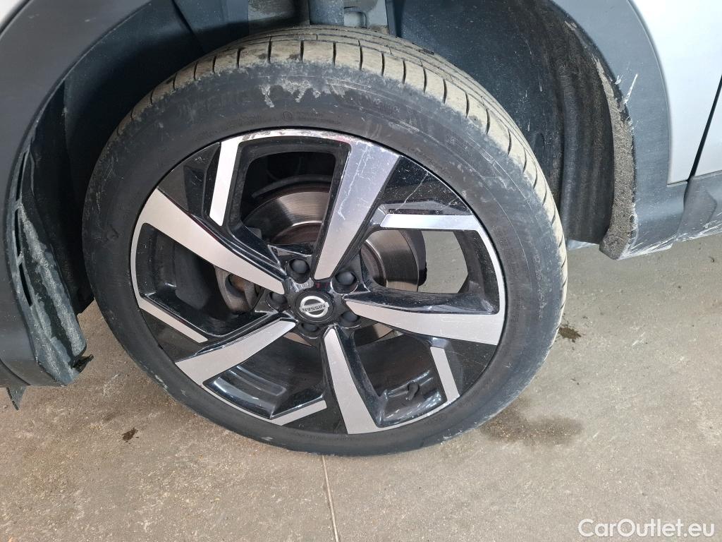  Nissan  Qashqai NISSAN  / 2017 / 5P / Crossover 1.5 DCI 115 Tekna #30