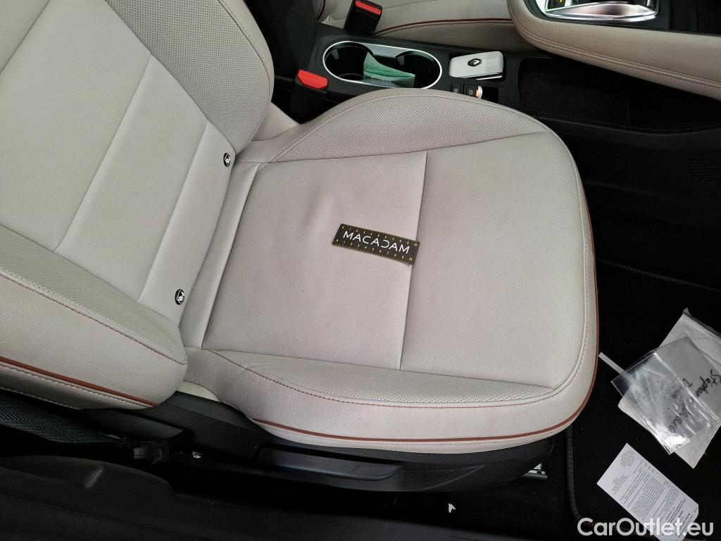  Renault  Captur RENAULT  / 2019 / 5P / SUV Initiale Paris E-TECH Plug-in 160 -21 #17