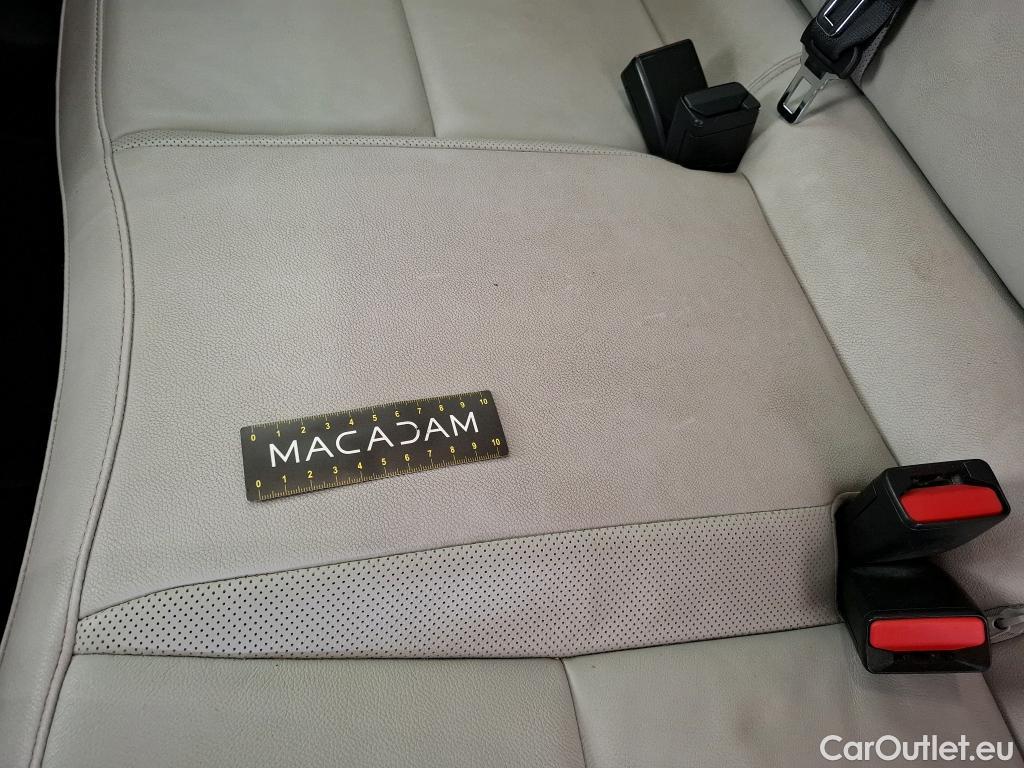  Renault  Captur RENAULT  / 2019 / 5P / SUV Initiale Paris E-TECH Plug-in 160 -21 #16